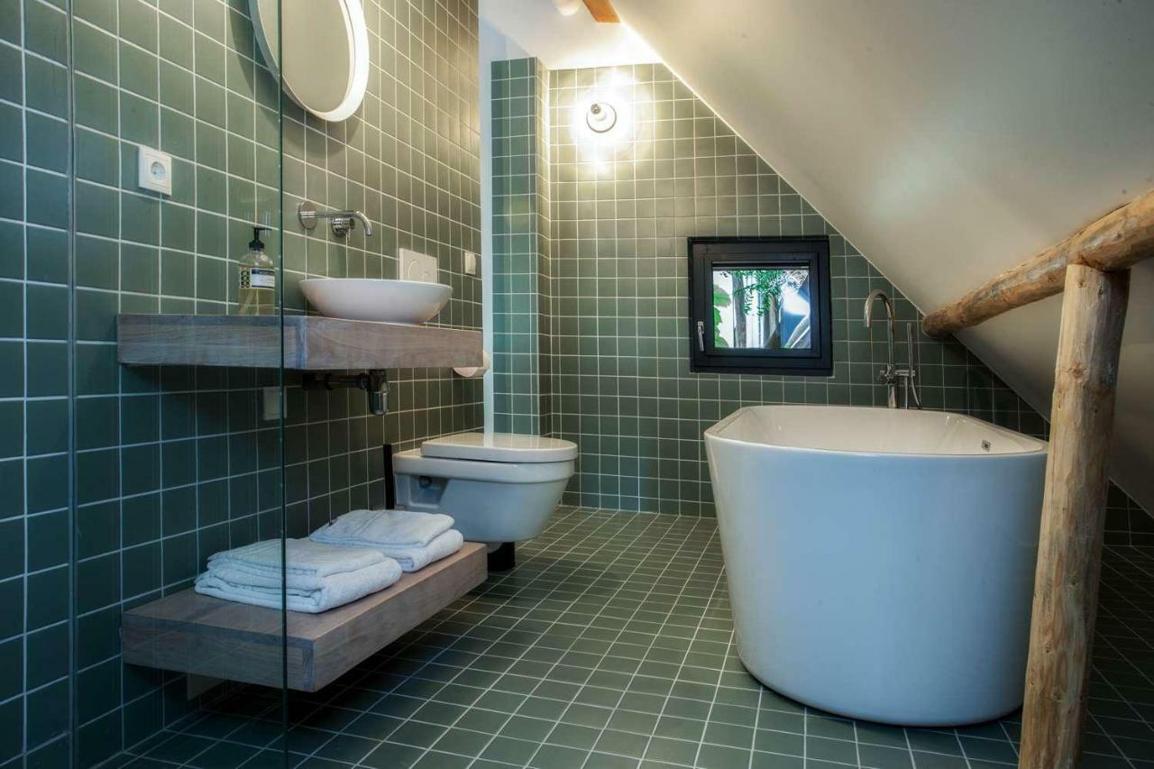 Uitgerust Voor Zaken Bed and Breakfast Χερενφέιν Εξωτερικό φωτογραφία